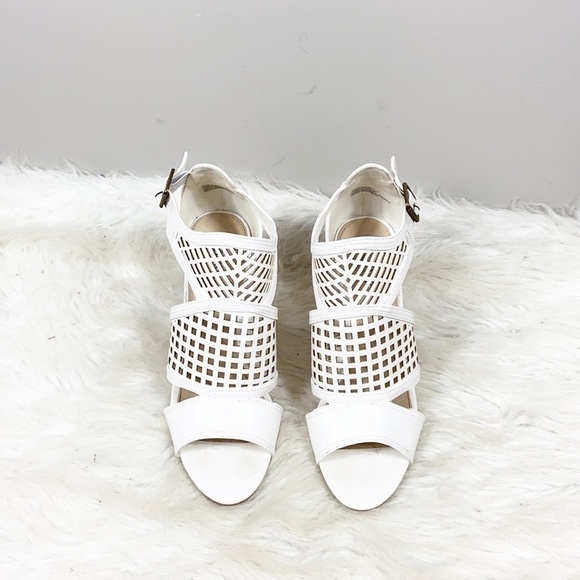 Justfab Crush On Me Caged Heel Sandal In White Size 10 - Picture 10 of 10